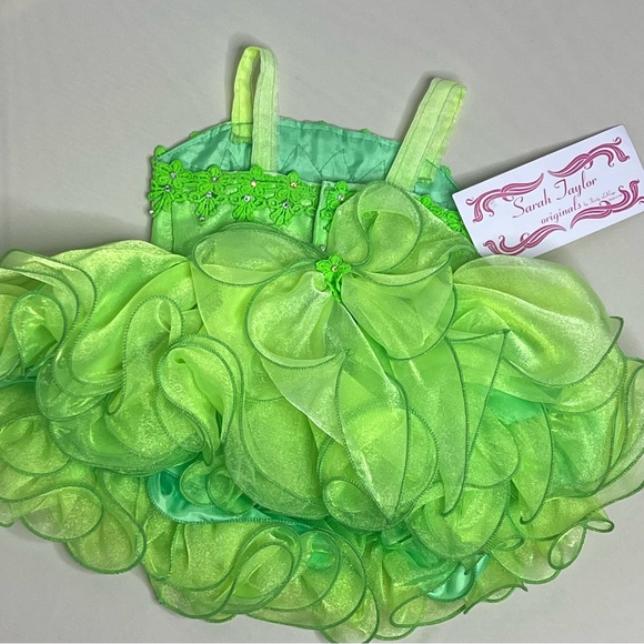 Little girls dress/ pageant dress/ cupcake skirt - Picture 6 of 8